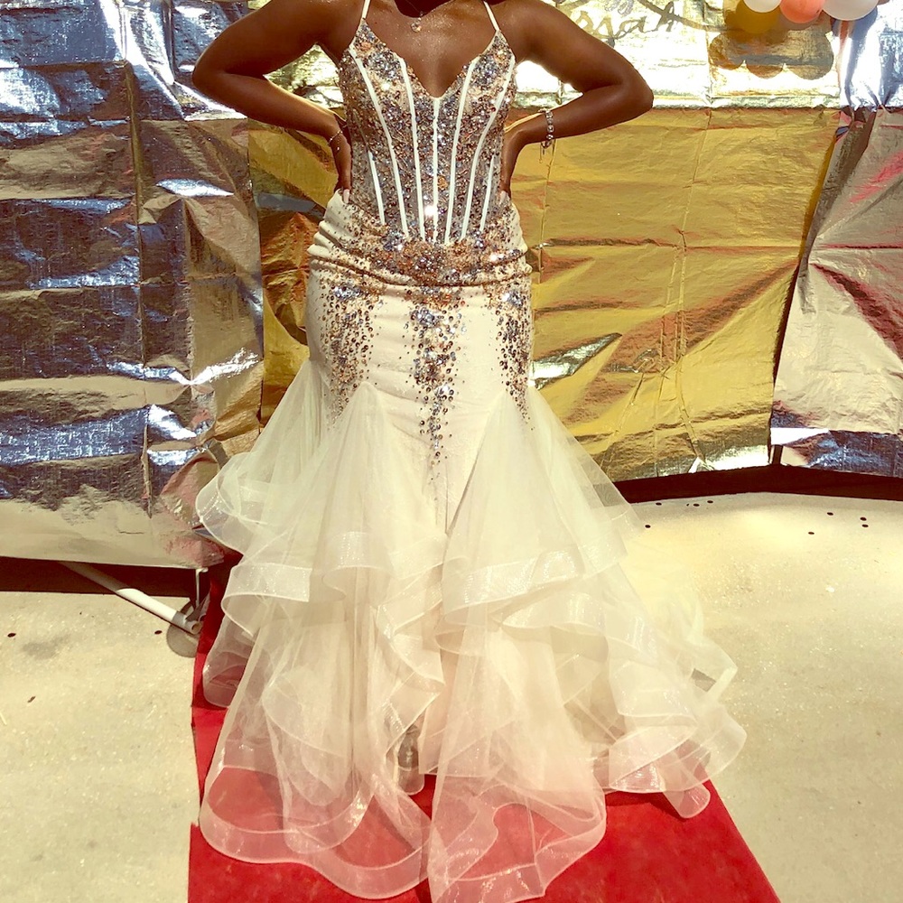 Prom / Homecoming Dress